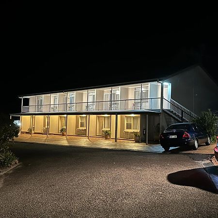 Holiday Lodge Motor Inn Narooma Extérieur photo